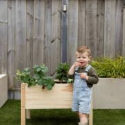 Raised bed for children