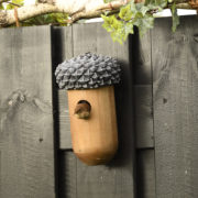 Acorn nesting box