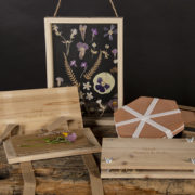 Presse à fleurs et herbes avec cordes
