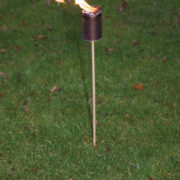 Gartenfackel mit Stroh