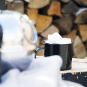 Tasse émaillée