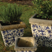 Aged ceramic bloempot set van 3