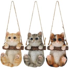 Chat accroché