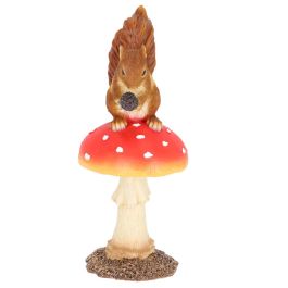 Amanite avec écureuil